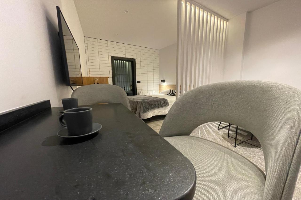 Apartamentos Mk77 Leon - Lahoz Esterno foto